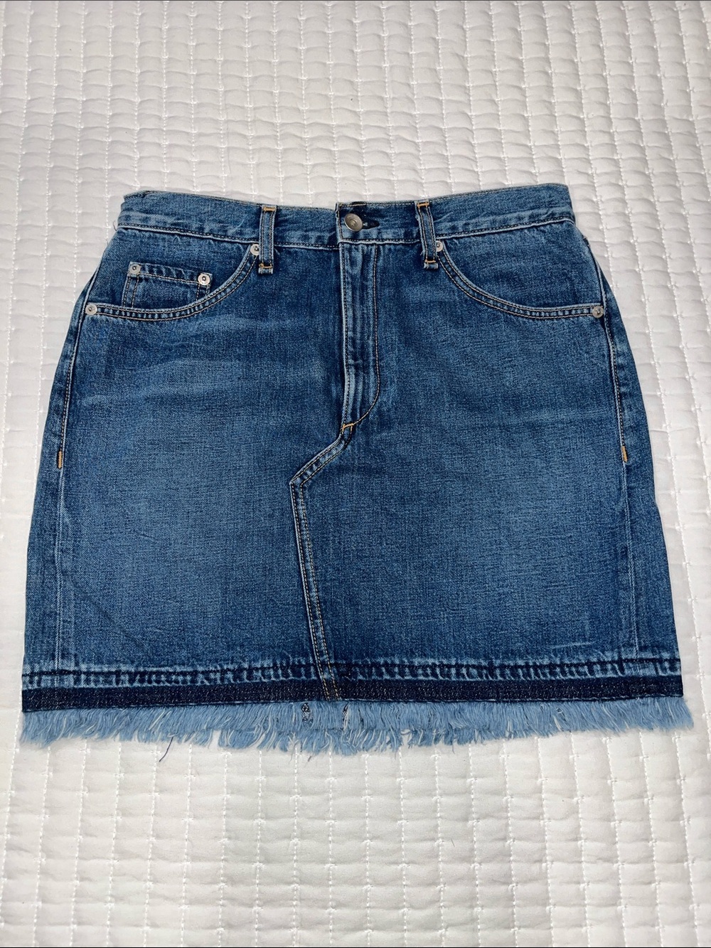 RAG & BONE - Classic Blue Denim Skirt with fringed bottom - Size 28